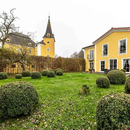 Am Schloss Muehldorf Ξενοδοχείο με διαμερίσματα 3*
