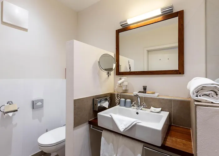 Am Schloss Muehldorf