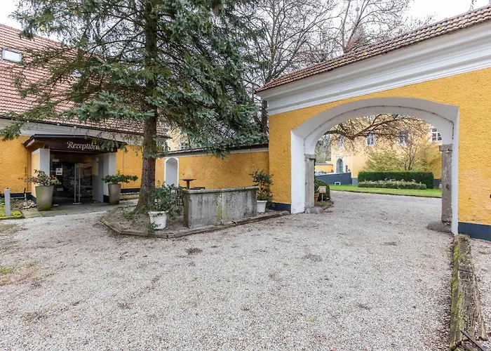 Lägenhetshotell Am Schloss Muehldorf