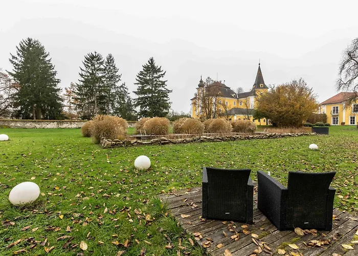 Am Schloss Muehldorf Apart Otel Feldkirchen an der Donau