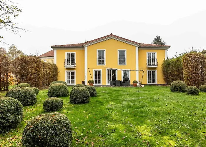 Apart Otel Am Schloss Muehldorf