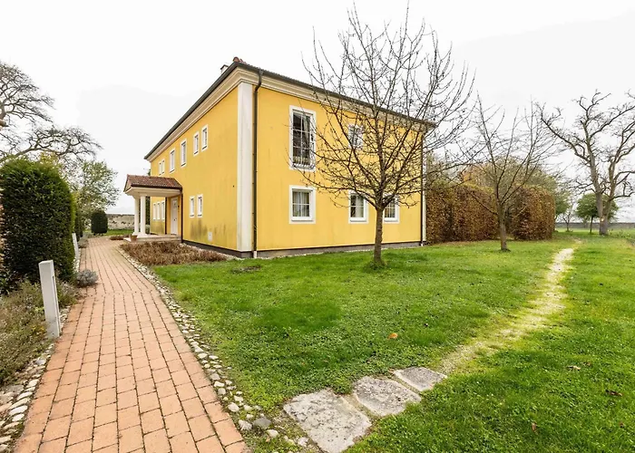 Lägenhetshotell Am Schloss Muehldorf Feldkirchen an der Donau