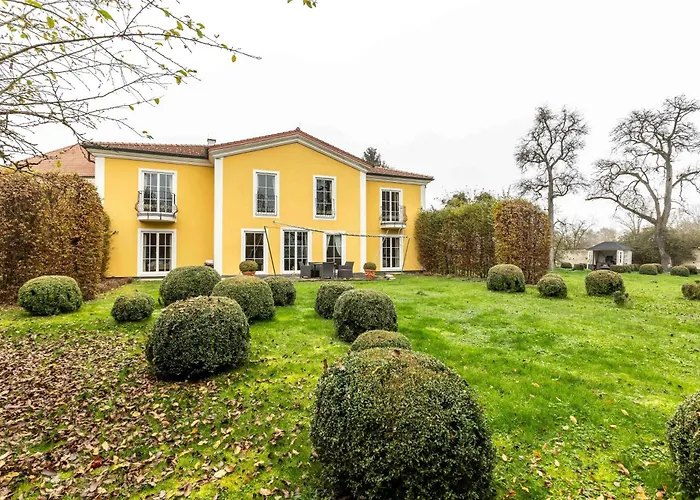 Am Schloss Muehldorf Apart Otel 3*