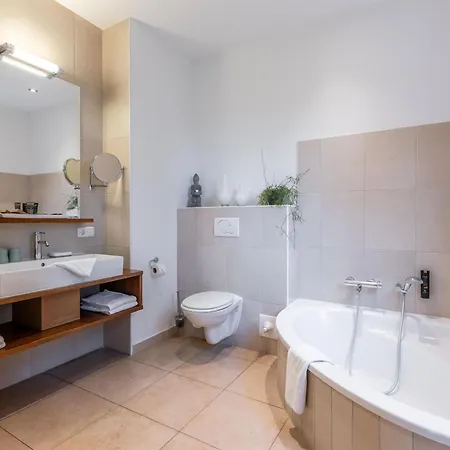 Lejlighedshotel Am Schloss Muehldorf 3*