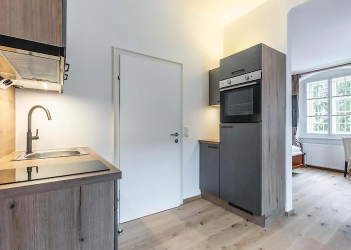 Am Schloss Muehldorf Feldkirchen an der Donau