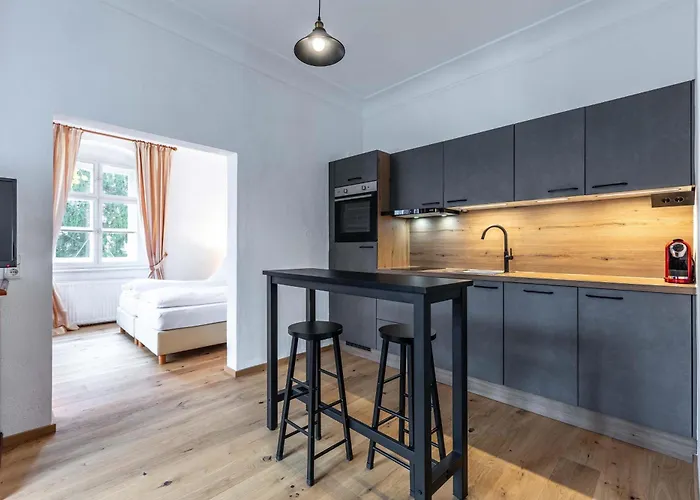 Ξενοδοχείο με διαμερίσματα Am Schloss Muehldorf 3*