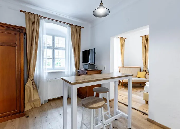 Ξενοδοχείο με διαμερίσματα Am Schloss Muehldorf