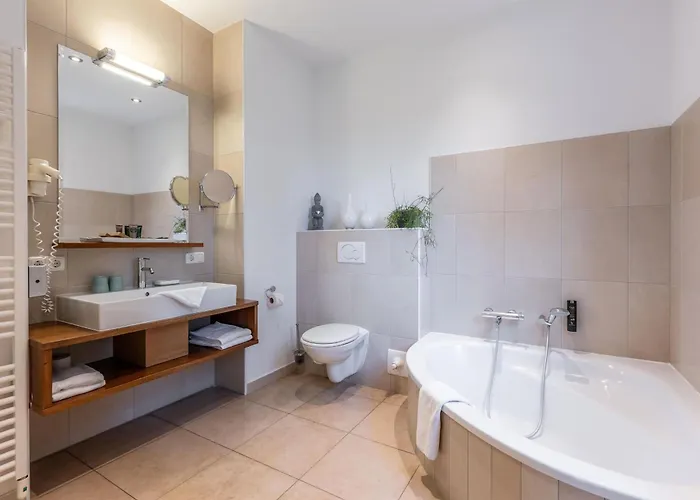 Ξενοδοχείο με διαμερίσματα Am Schloss Muehldorf 3*